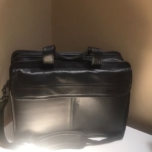Leather excellent condition brief case